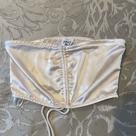 Princess Polly Tops - Princess Polly Satin-like ruched top. Super cute crop top only worn once!